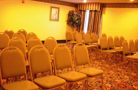 Country & By Radisson, Shelby, Nc
