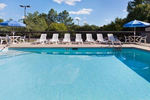 Country & By Radisson, Shelby, Nc Hotel 2*
