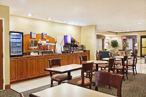 Country & By Radisson, Shelby, Nc Shelby
