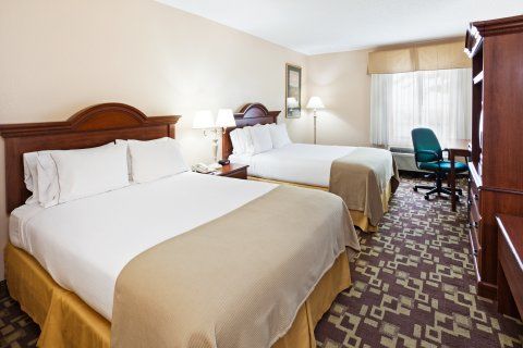 Country & By Radisson, Shelby, Nc Hotel